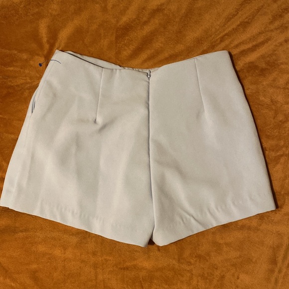 Light blue skort - Picture 2 of 5